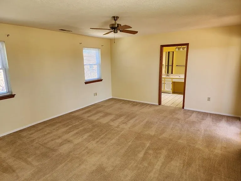 6436 Saint Josephs Ave NW — Photo 43