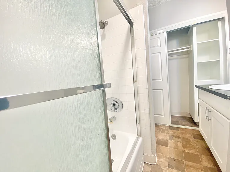 5555 Carlton Way Property — Photo 7