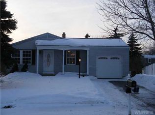 6750 White Ct, Derby, NY 14047