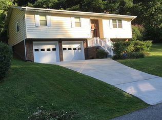 110 Thompson Rd, Russell, KY 41169