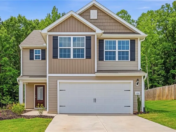 100 Conifer Ln, Youngsville, NC 27596