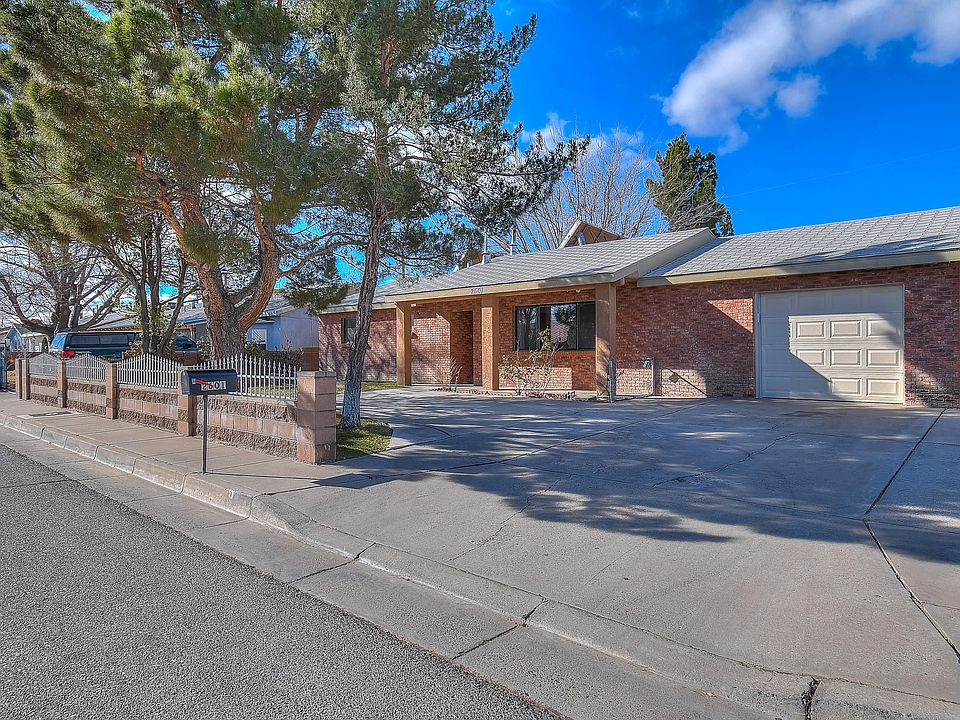 1st image of 2601 Hurley Dr NW