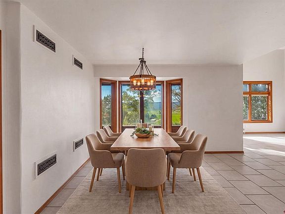 4th image of 210 Sage Road