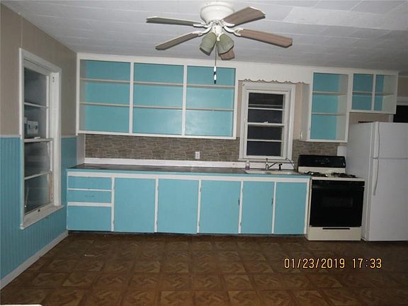 5th image of 223 North Ave