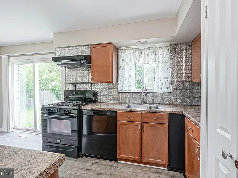 189 Cheyenne Ave — Photo 6