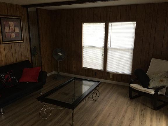 2nd image of 49 Sherwood Forest Dr