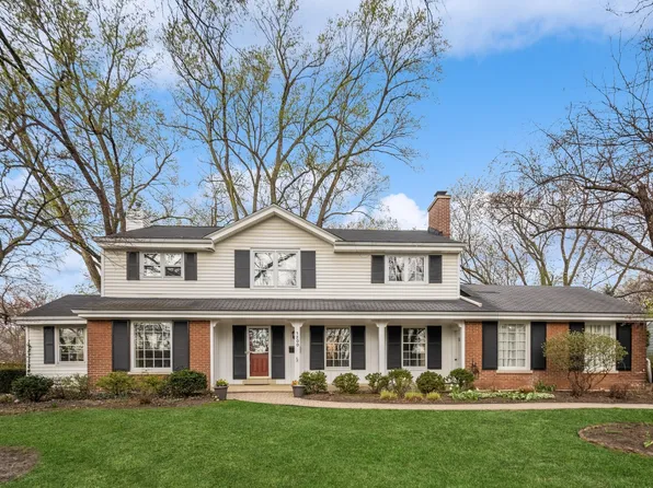 1200 Woodview Rd, Burr Ridge, IL 60527