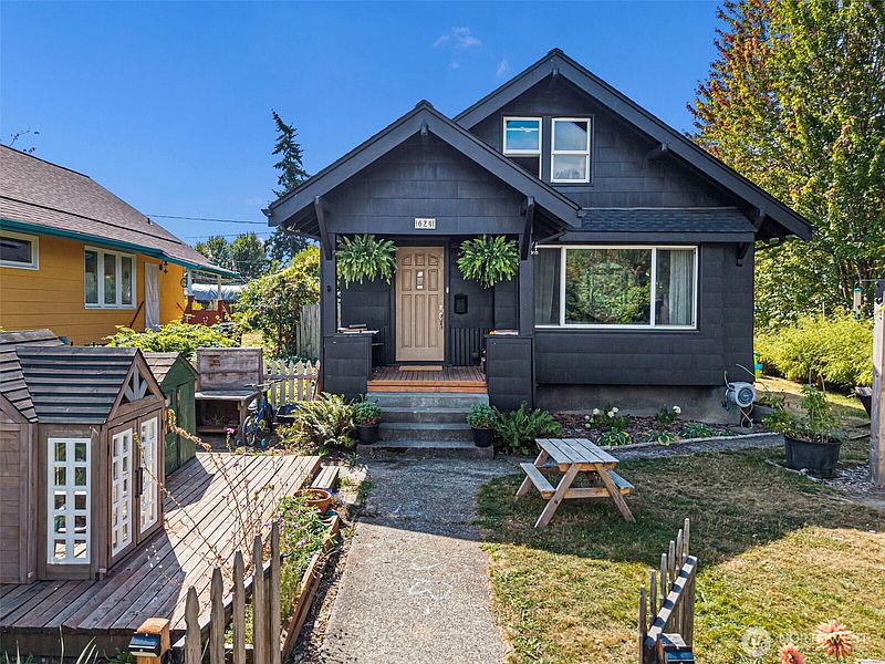 3rd image of 624 S 45th Street