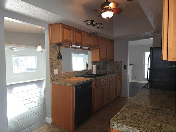 3rd image of 2075 N Keene Rd