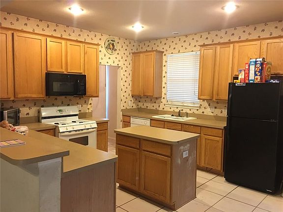 2nd image of 4636 Stockwood Dr