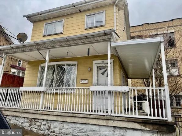24 S Oak St, Coal Township, PA 17866
