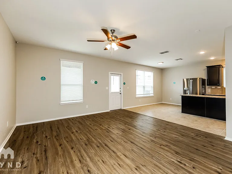 10327 Dunlap — Photo 4