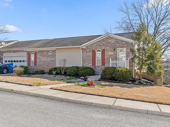 2nd image of 6534 Hickory Trace Cir