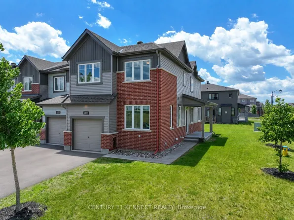 1001 Ballyhale Hts, Ottawa, ON K2J 6Y6