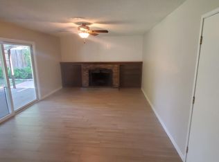 6201 Meadowvista Dr, Carmichael, CA