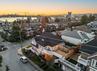 280 E 5th St, North Vancouver, BC