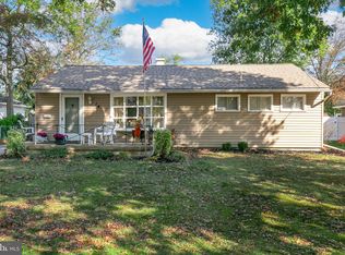 14 Hemsing Dr, Lumberton, NJ 08048