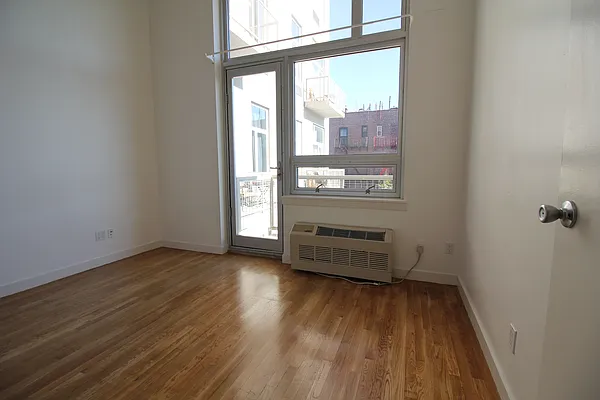 Rented by Nooklyn NYC LLC | media 15
