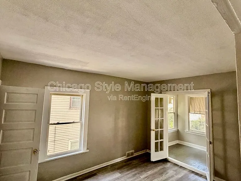 12138 S Parnell Ave — Photo 10