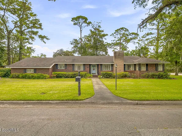 302 Reynolds St, Brunswick, GA 31520