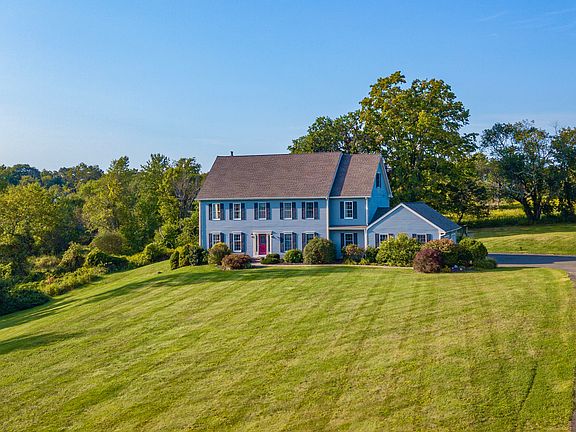 15 Obtuse Road South