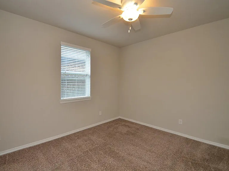 11134 Honeysuckle Haven Dr — Photo 16