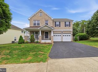 4 Wiltshire Dr, Stafford, VA 22554