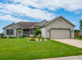 10228 Conover Dr, Granger, IN 46530