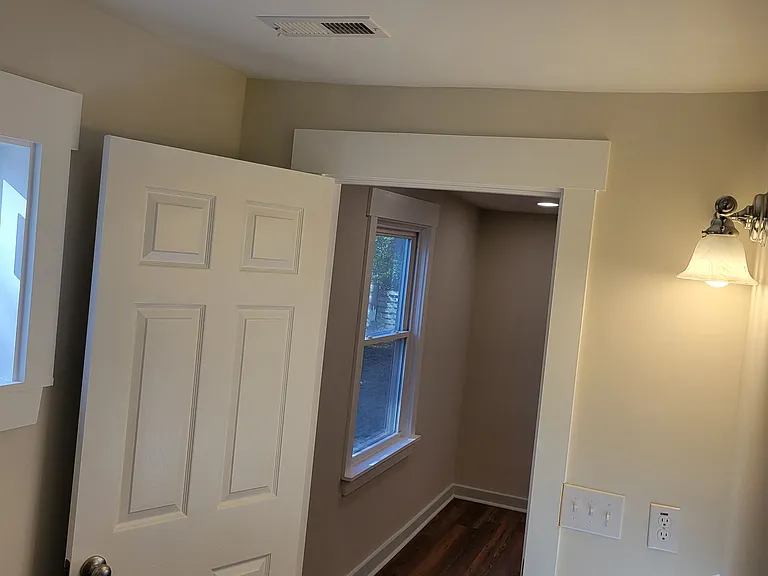 15 Montgomery Ave — Photo 16