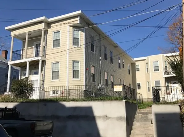 73 Varney St #73, Lowell, MA 01854