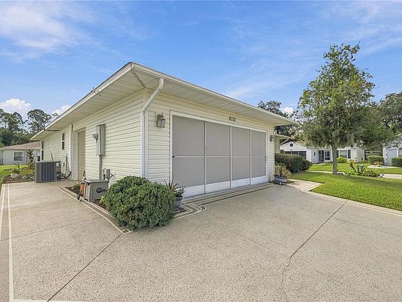 2nd image of 32802 CROOKED OAKS LANE