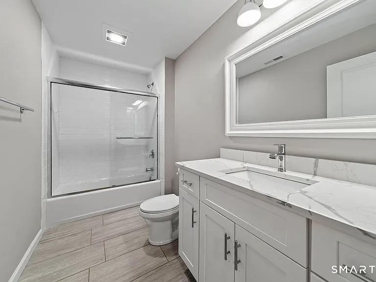 33 W End Ave #B — Photo 12