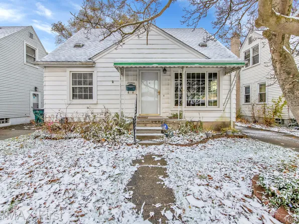 23401 Crossley Ave, Hazel Park, MI 48030