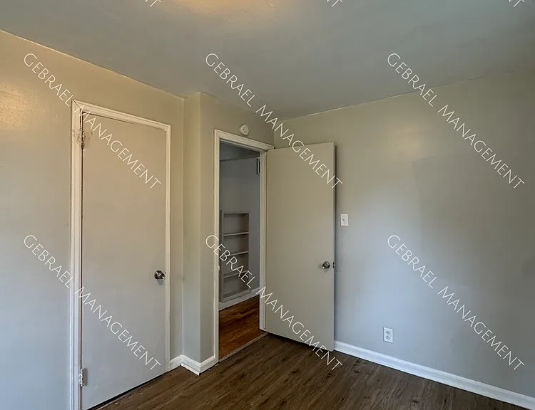 952 Salisbury Ave — Photo 9