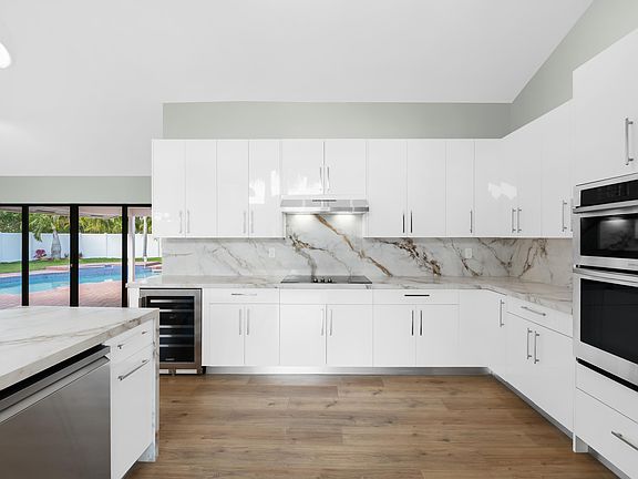 3rd image of 10141 SW 3rd Street
