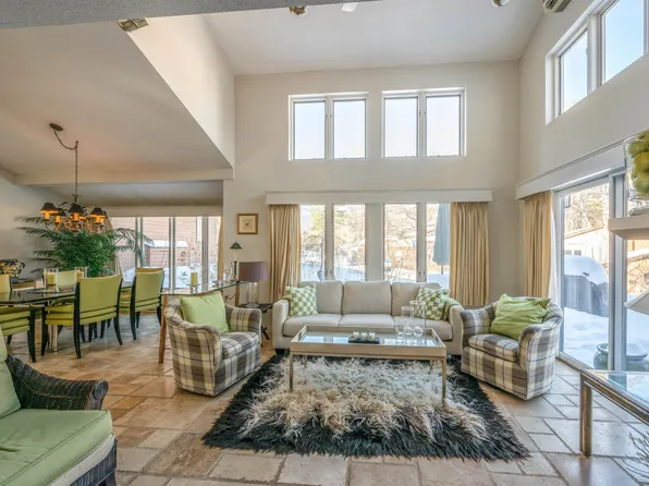 3755 Quechee Main Street #9A, Hartford, VT 05059