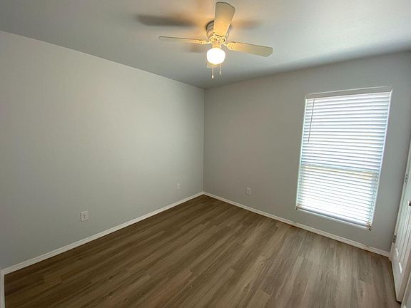 5th image of 1305 N Dover Ave #A