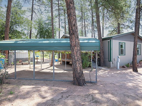 3rd image of 305 N Manzanita Dr