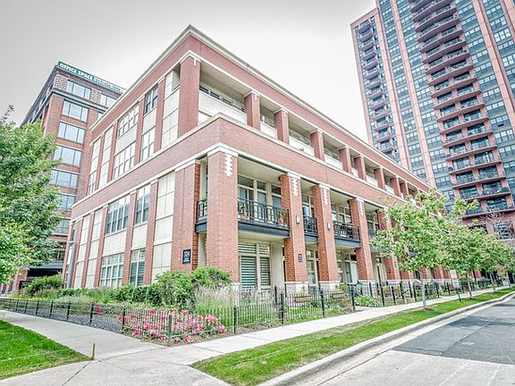 2nd image of 330 N Jefferson St #203