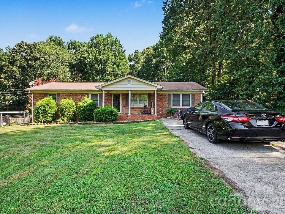 1st image of 124 Riley Rd