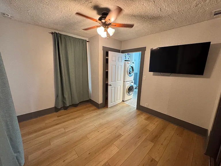 3045 Melton St N #A — Photo 6