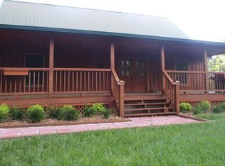 481 Forest Ln, Oneida, TN 37841