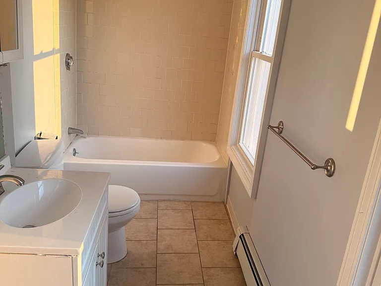 183 Whipple St #1NORTH — Photo 4
