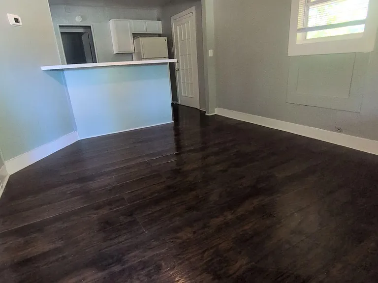 2092 Benedict Rd — Photo 13