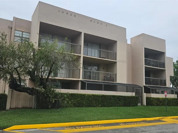 10625 SW 112th Ave APT 216, Miami, FL 33176