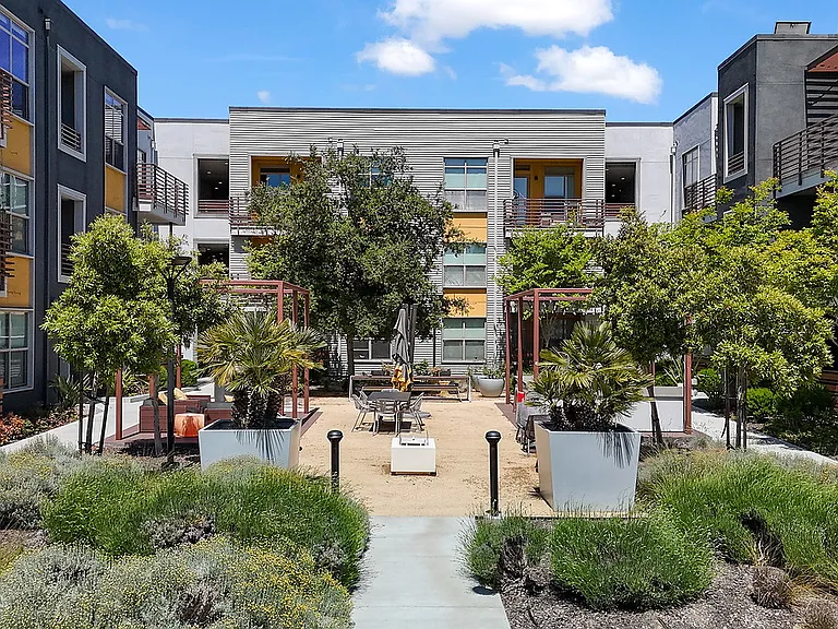 ROEN Menlo Park — Photo 35