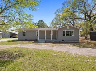 393 Old Vanceboro Rd, Grantsboro, NC 28560