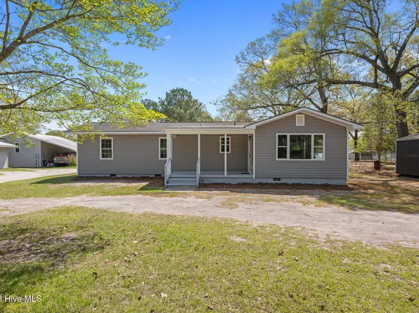 393 Old Vanceboro Road, New Bern, NC 28560