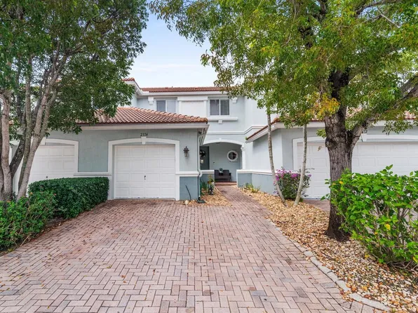2374 Center Stone Lane, Riviera Beach, FL 33404