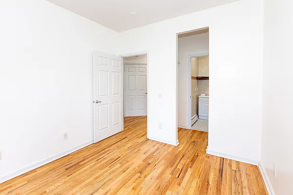 Rented by Compass | media 5